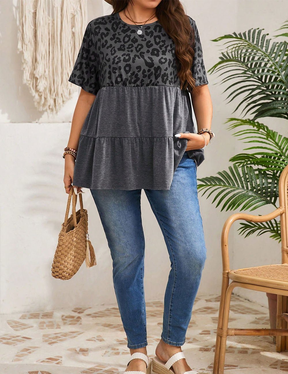 Women Plus Size Leopard print T-shirt | PRUSES - PRUSES