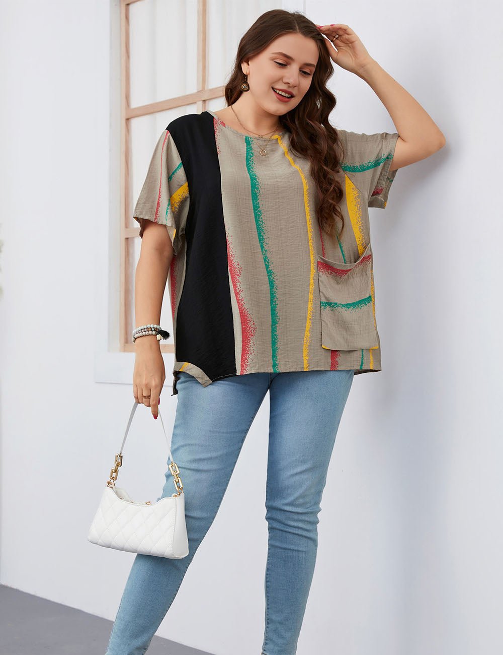 Women Plus Size Loose Irregular Lines Graphic Tee | PRUSES - PRUSES