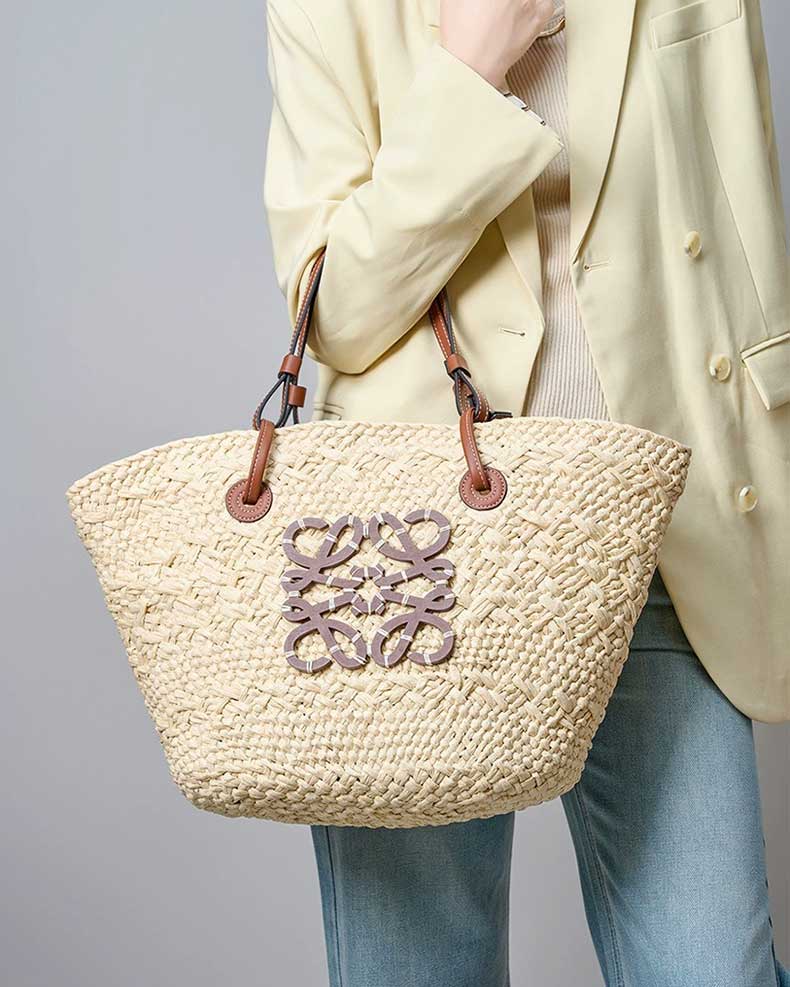 Women's Hand-Woven Straw Summer Beach Tote Bag