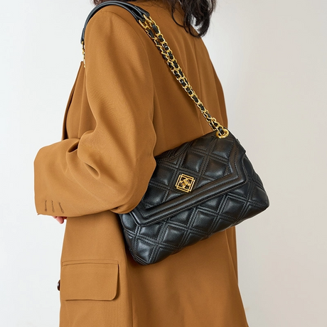 Women's Black Leather Quilted Flap Chian Shoulder Bags-4