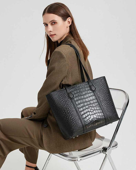 Women's black  Leather Croc-Embossed  Bag