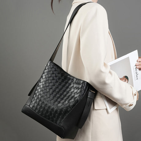 black_genuine_leather_woven_large_tote_bag_wide_strap_shoulder_bags_2