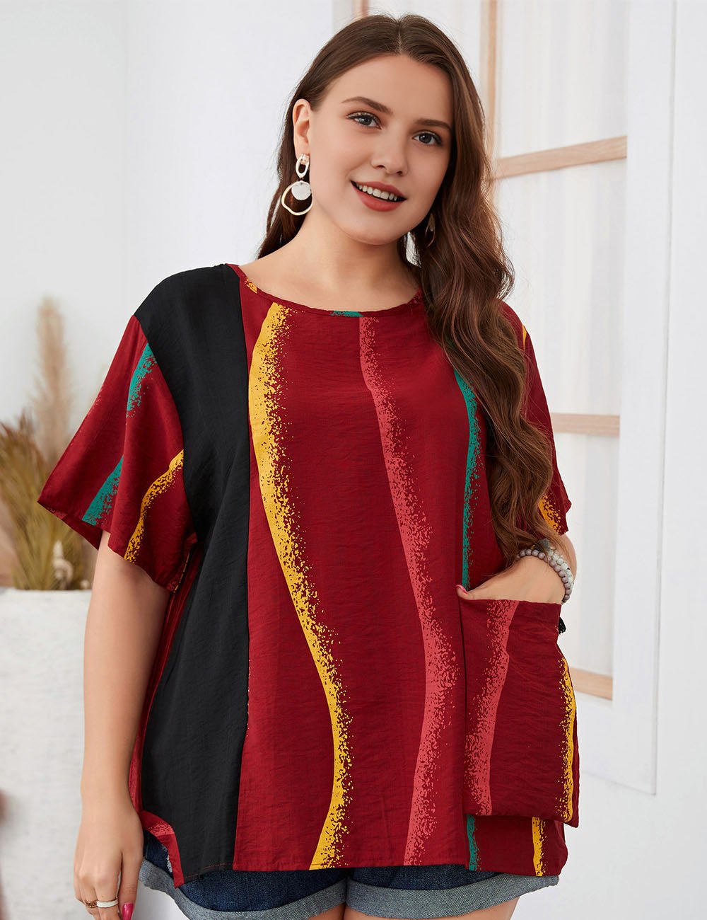 Women Plus Size Loose Irregular Lines Graphic Tee | PRUSES - PRUSES