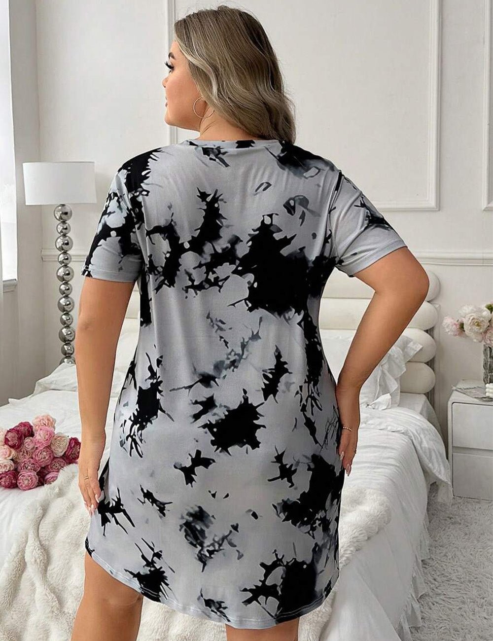 Women Plus Size Gray Tie-Dye Short Sleeve Nightgown Back View
