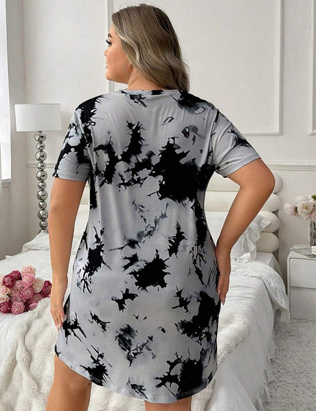 Women Plus Size Gray Tie-Dye Short Sleeve Nightgown Back View